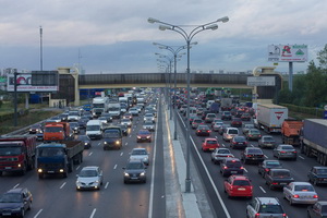 Воздух в Москве стал чище благодаря автомобилям?